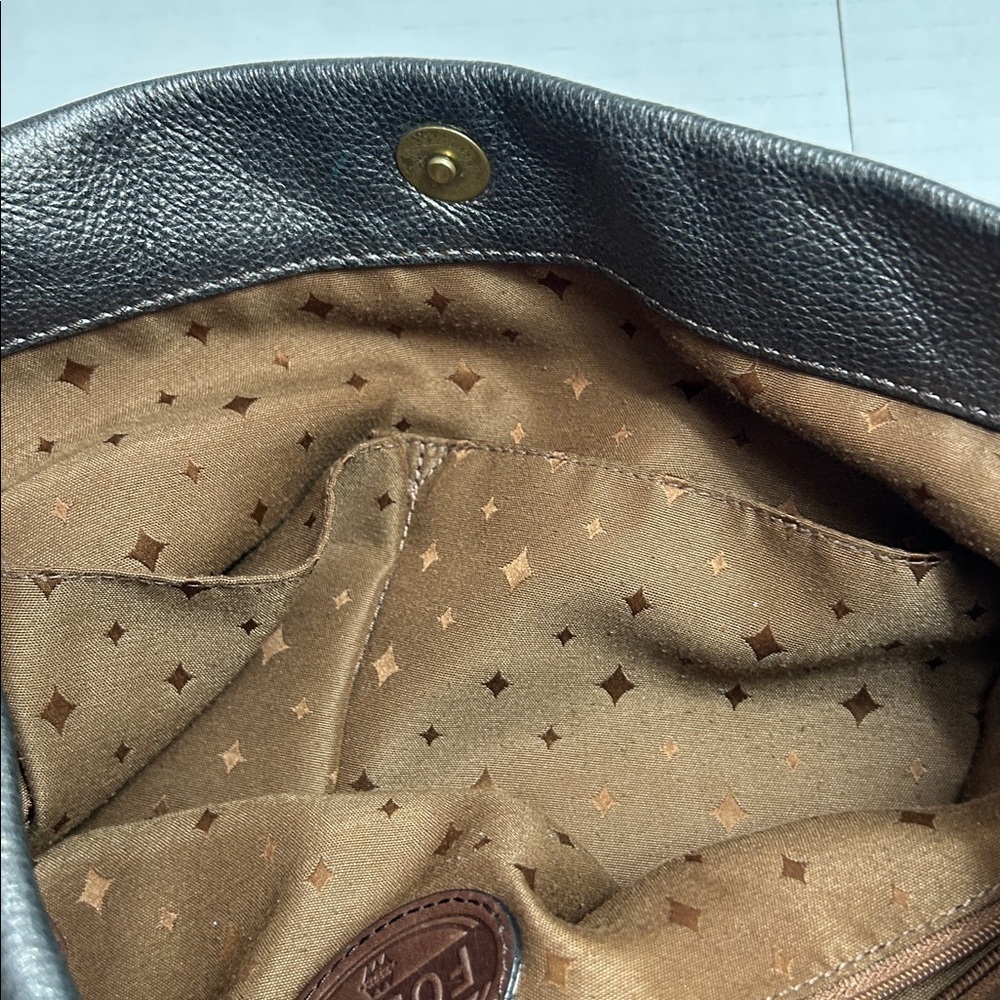 FOSSIL MADDOX EXPLORER HOBO METALLIC GRAY LEATHER SHOULDER BAG - Picture 11 of 16